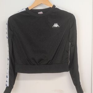 KAPPA BLACK CROP TOP SIZE MEDIUM
